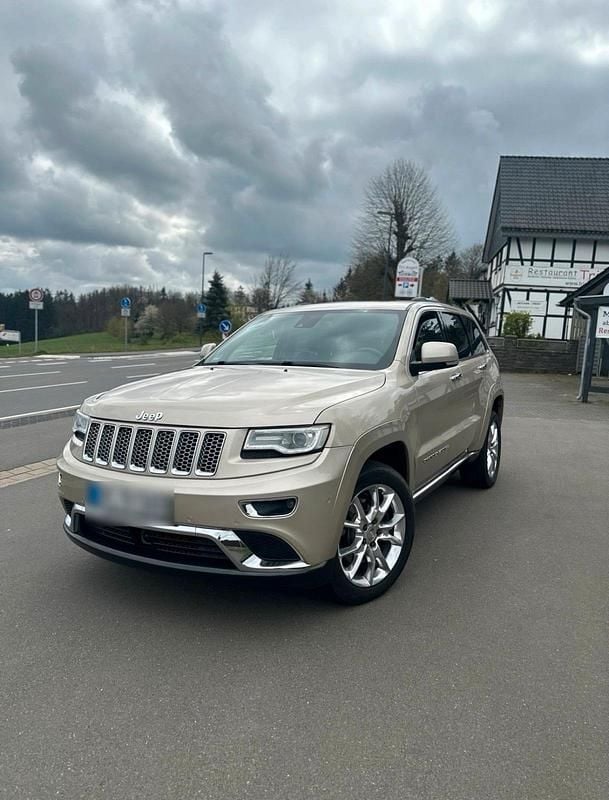 Gebraucht Jeep Grand Cherokee Summit 250 PS (183 kW) 2013 Gold SUV
