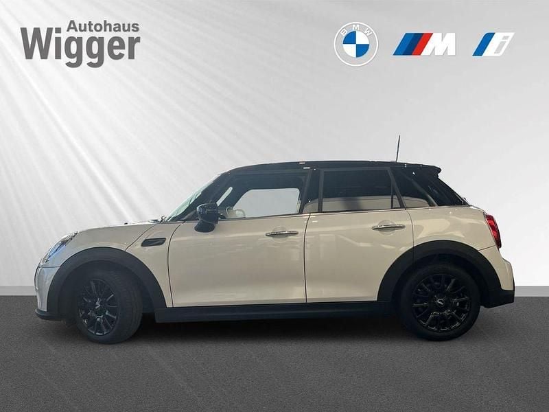 Gebraucht Mini Cooper Classic 136 PS (100 kW) 2023 Weiss Kleinwagen