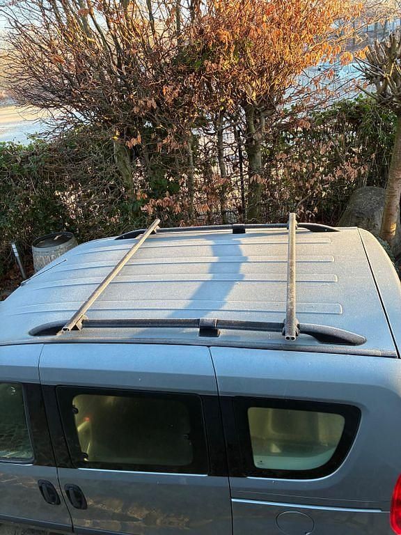 Gebraucht Fiat Doblò 90 PS (66 kW) 2011 Grau Van / Kleinbus