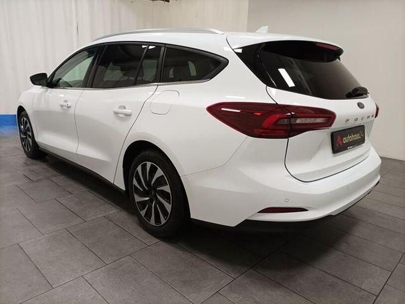Gebraucht Ford Focus Titanium 116 PS (85 kW) 2023 Weiß Kombi
