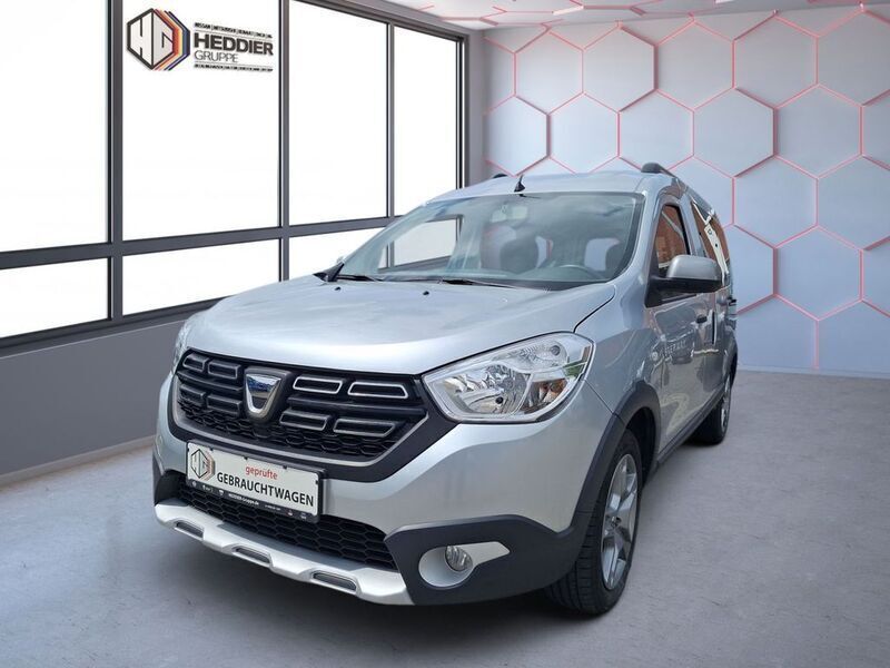 Silber Gebraucht 2021 Dacia Dokker Stepway Van | 14.990 € (Fairer Preis) - Bild 1/4