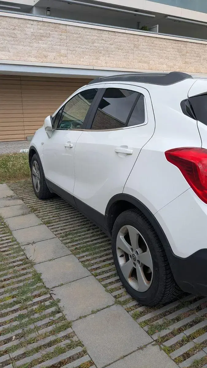 Second-hand Opel Mokka Innovation 136 CP (100 kW) 2016 Alb SUV