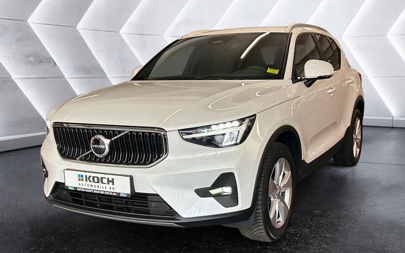 Gebraucht Volvo XC40 Core 163 PS (119 kW) 2024 Weiß SUV
