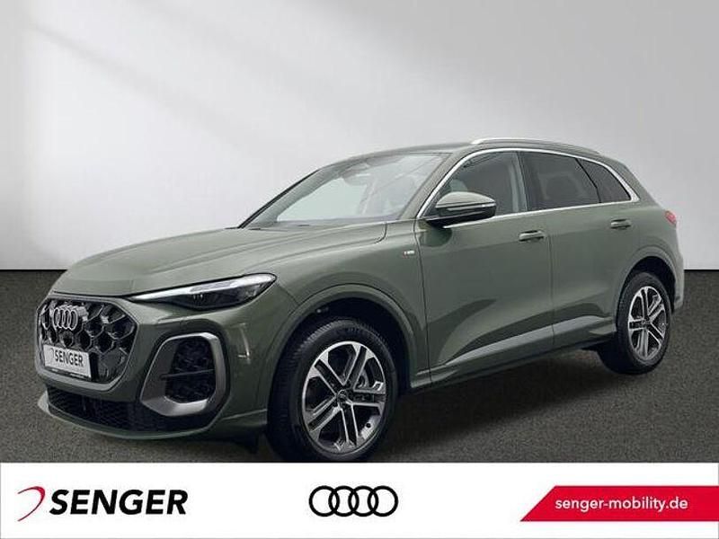 Distriktgrün metallic Gebraucht 2025 Audi Q5 Comfort SUV | 60.990 € (Superpreis) - Bild 1/3