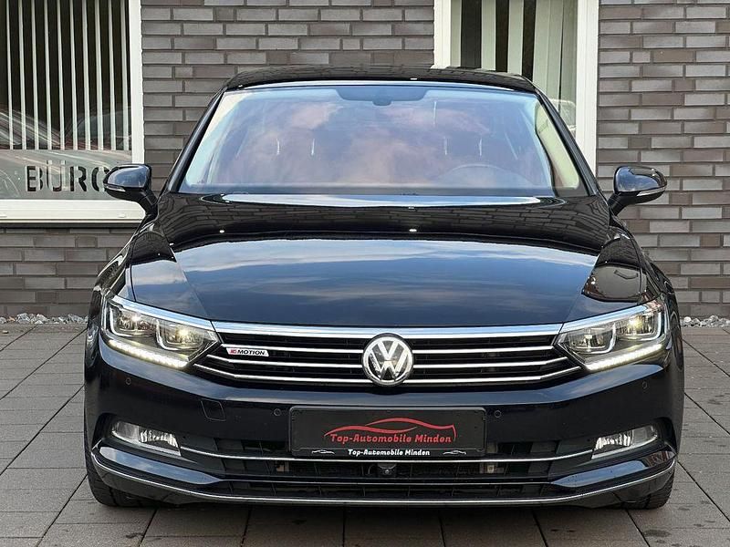 Gebraucht VW Passat Highline 239 PS (175 kW) 2017 Schwarz Limousine