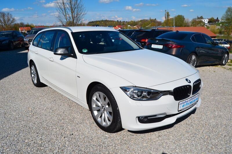 Weiß Gebraucht 2014 BMW 318 Limousine | 13.000 € (Fairer Preis) - Bild 1/4