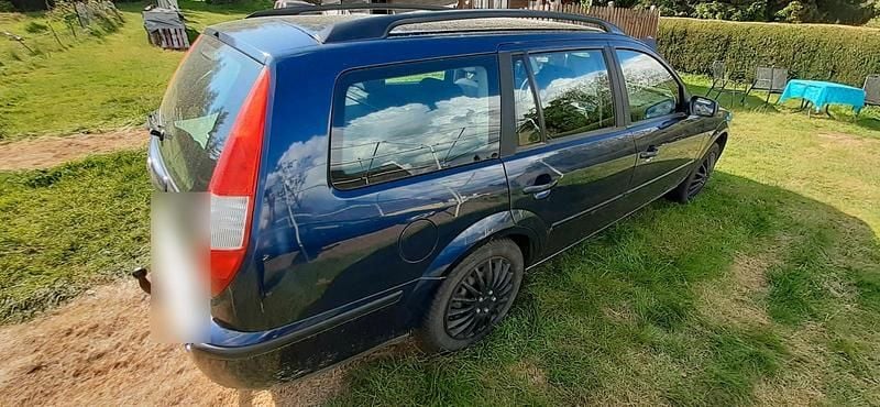 Gebraucht Ford Mondeo 125 PS (91 kW) 2005 Blau Kombi