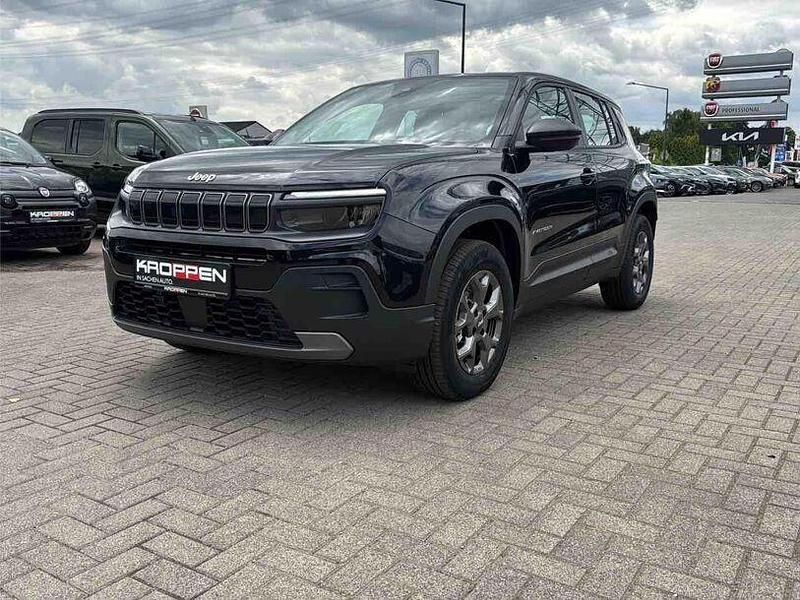Neu Jeep Avenger Longitude 110 PS (80 kW) 2025 Schwarz SUV