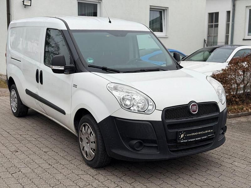 Weiß Gebraucht 2015 Fiat Doblò Van / Kleinbus | 3.690 € (Guter Preis) - Bild 1/4