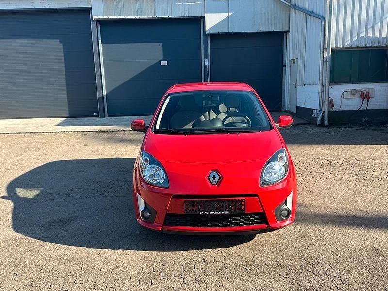 Gebraucht Renault Twingo 75 PS (55 kW) 2010 Rot Kleinwagen
