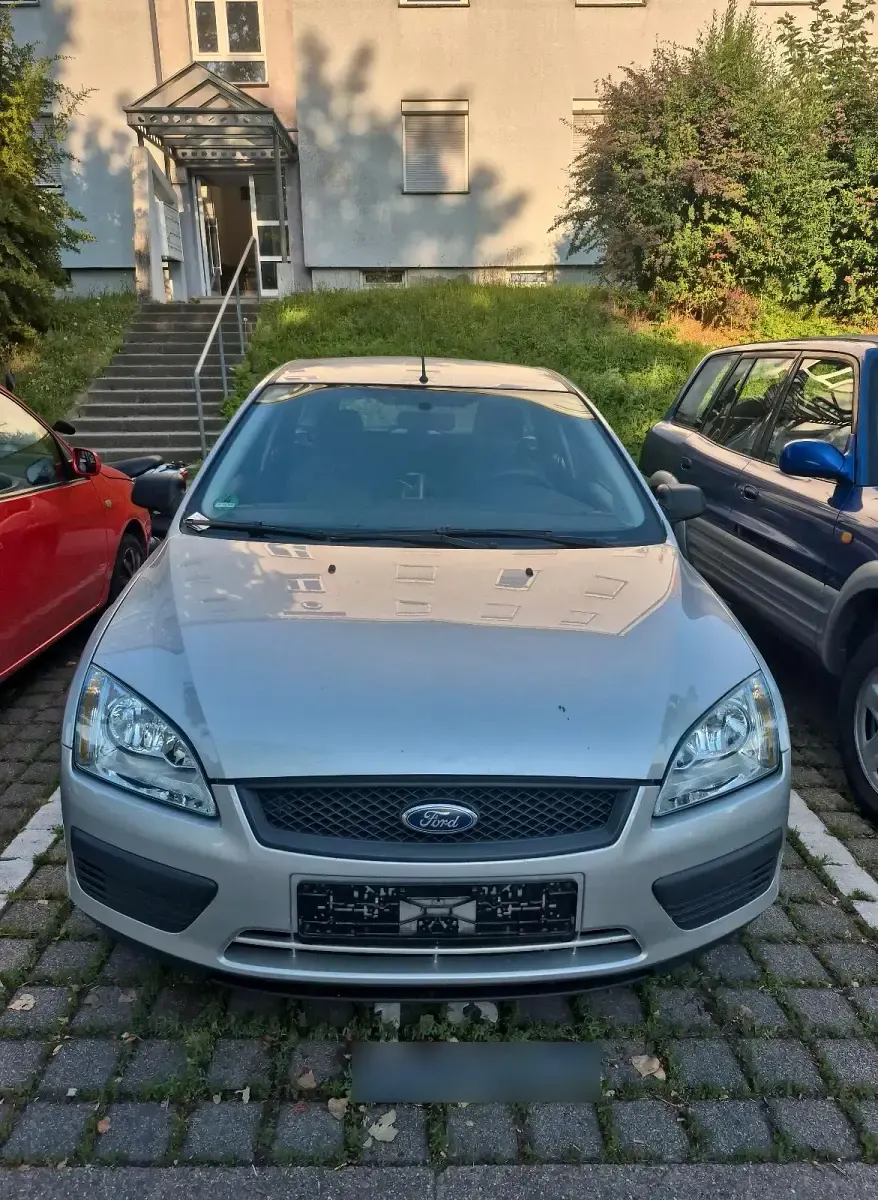 Gebraucht Ford Focus 101 PS (74 kW) 2006 Silber Kombi
