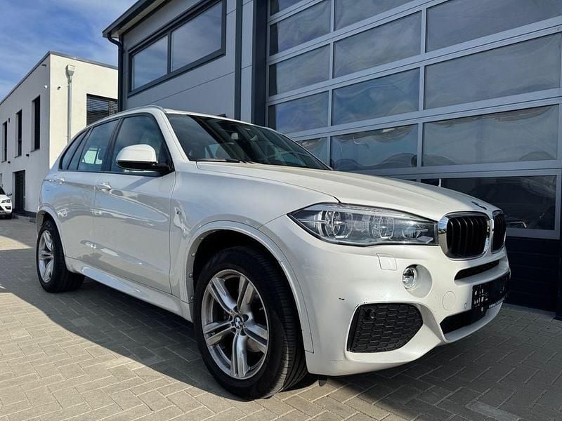 Gebraucht BMW X5 M Sport 258 PS (189 kW) 2015 Weiß SUV
