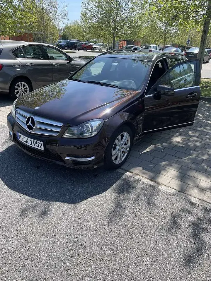 Gebraucht Mercedes C180 Avantgarde 156 PS (114 kW) 2012 Kombi