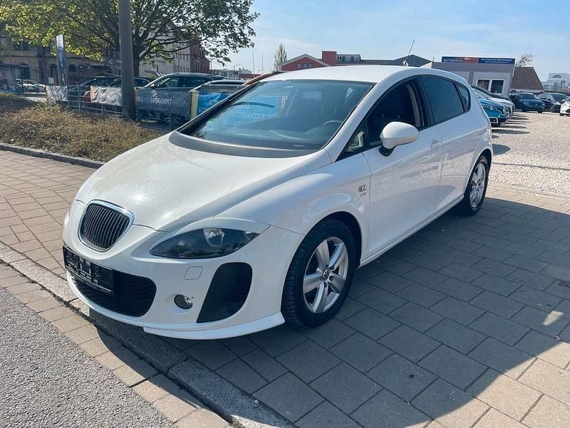 Second-hand Seat Leon Reference 125 CP (91 kW) 2009 Alb Hatchback