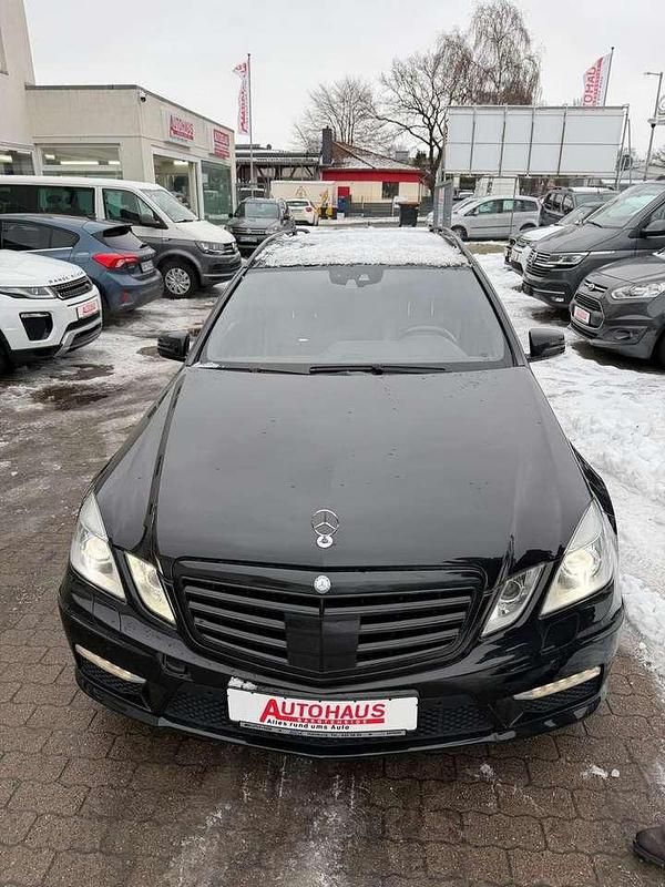 Gebraucht Mercedes E63 AMG AMG 525 PS (386 kW) 2012 Obsidianschwarz Kombi