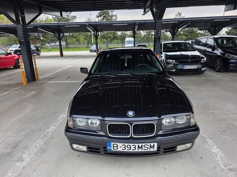 Second-hand BMW 320 150 CP (110 kW) 1994 Negru Cabrio