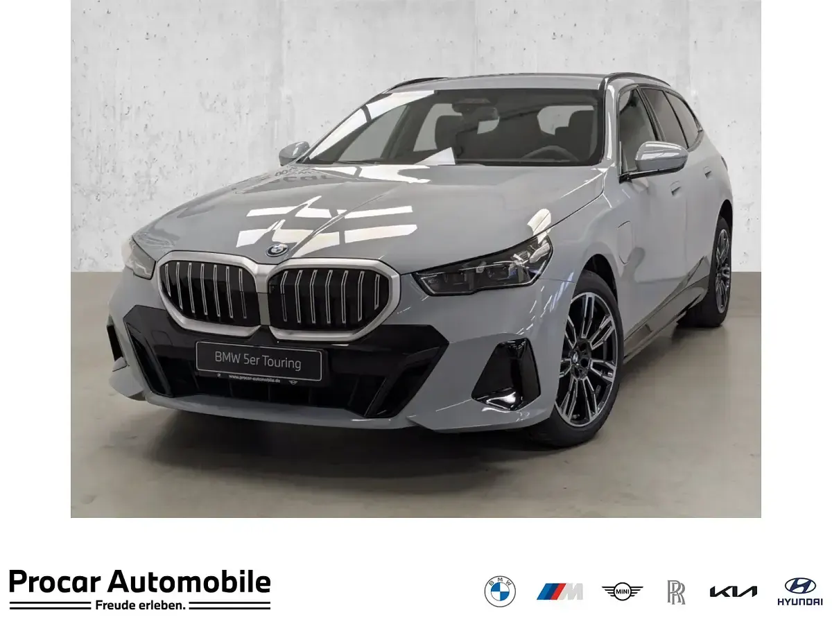 Gebraucht BMW 530e M Sport 299 PS (219 kW) 2026 Kombi