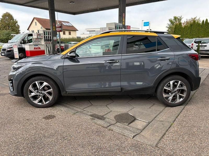 Gebraucht Kia Stonic GT-Line 120 PS (88 kW) 2021 Grau SUV