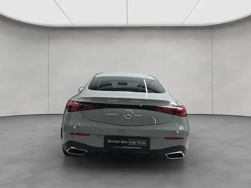 Gebraucht Mercedes CLE220 AMG 197 PS (144 kW) 2025 Grau Coupé