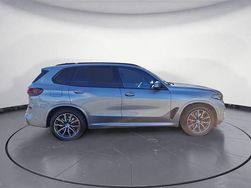 Neu BMW X5 Performance 489 PS (359 kW) 2025 Grau SUV