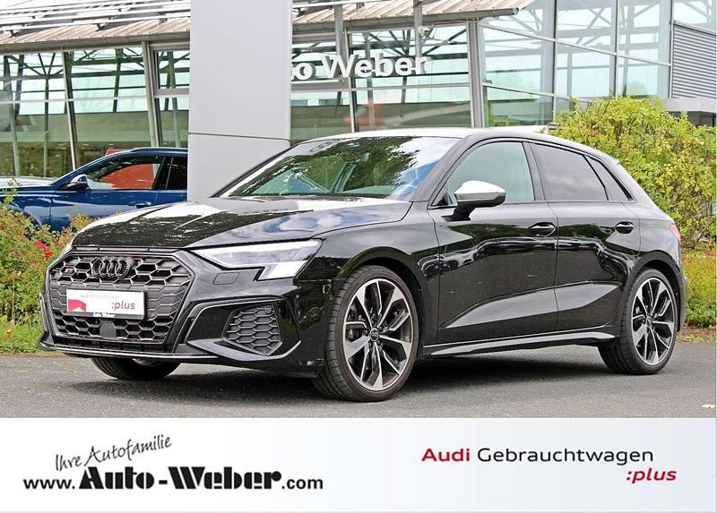 Mythosschwarz metallic Gebraucht 2023 Audi S3 Sportback Sport Kombi | 42.890 € (Fairer Preis) - Bild 1/4