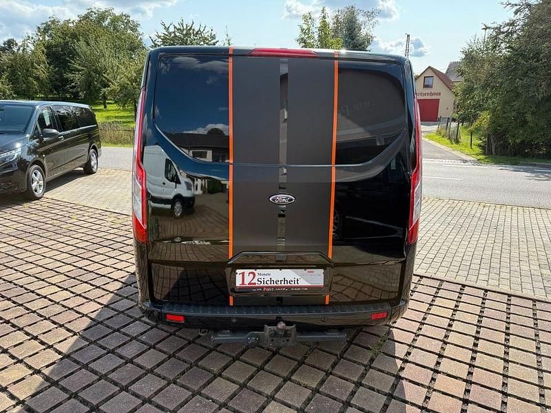 Gebraucht Ford Transit Sport 185 PS (136 kW) 2021 Schwarz Van / Kleinbus