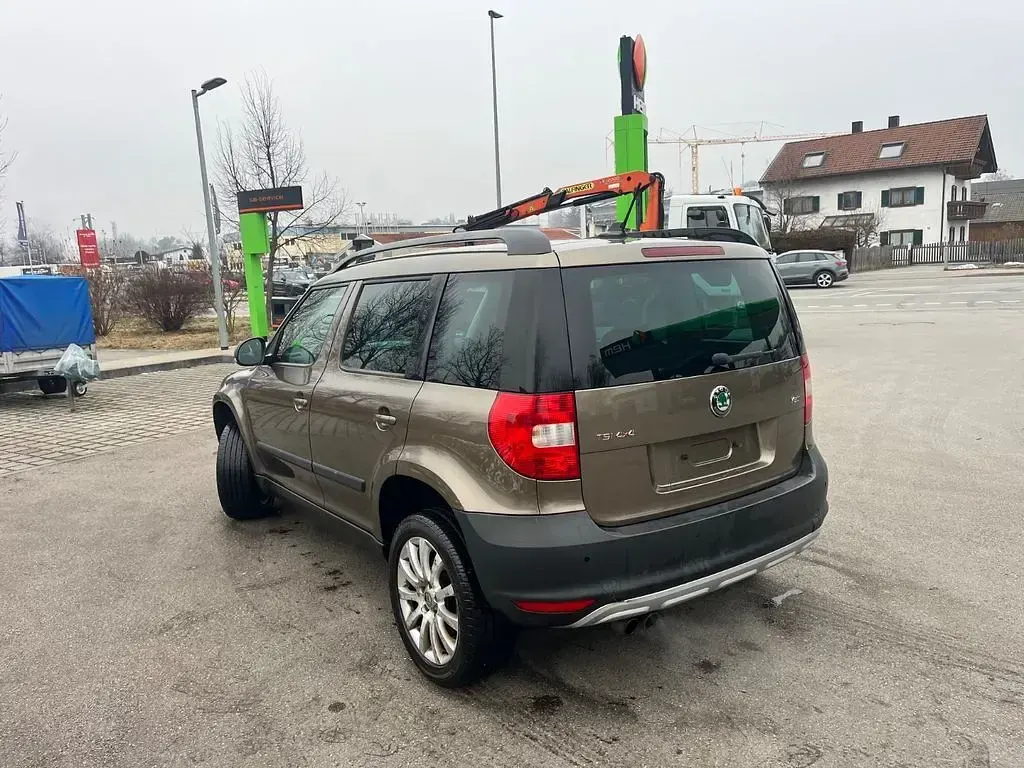 Gebraucht Skoda Yeti Ambition 160 PS (117 kW) 2011 Braun SUV
