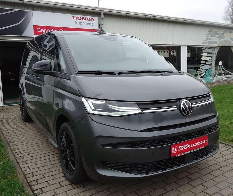 Gebraucht VW Multivan Edition 150 PS (110 kW) 2023 Indium gray metallic Van