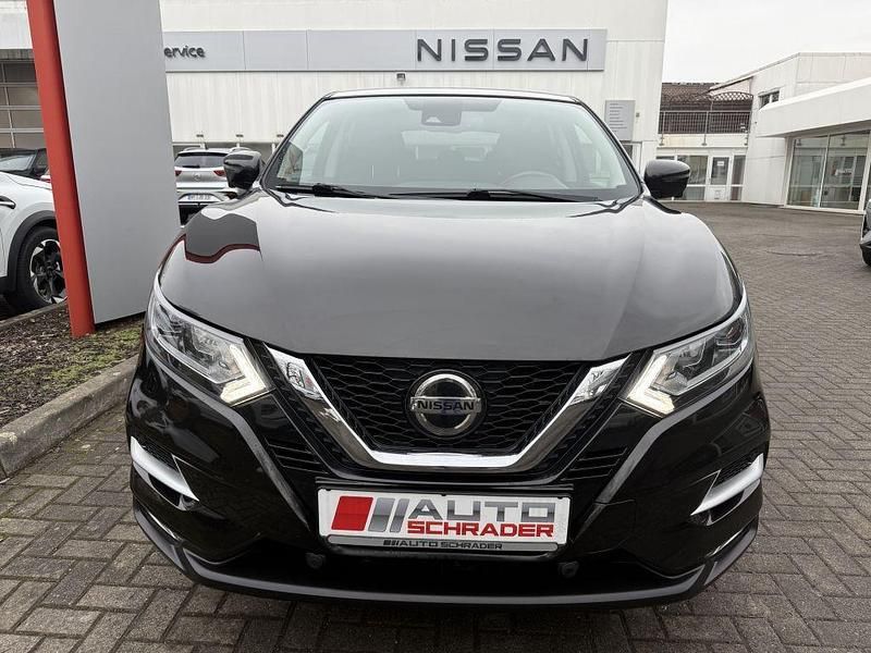 Gebraucht Nissan Qashqai N-Connecta 150 PS (110 kW) 2019 Schwarz SUV