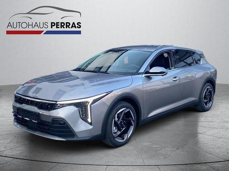 Neu Kia K4 150 PS (110 kW) 2026 Steel gray Limousine