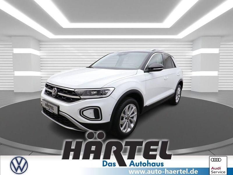Pure white, solid Gebraucht 2024 VW T-Roc Style SUV | 29.700 € (Fairer Preis) - Bild 1/4