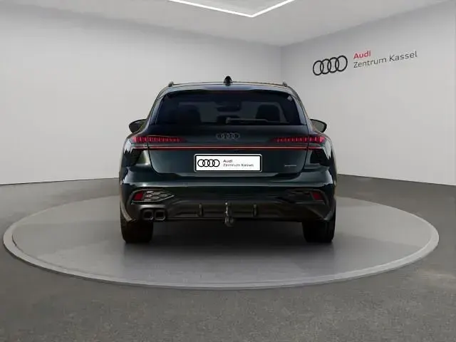 Neu Audi A6 S-Line 299 PS (219 kW) 2026 Grün Kombi