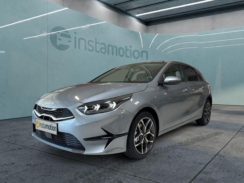 Silber Neu 2025 Kia Ceed Platinum Kleinwagen | 28.649 € (Fairer Preis) - Bild 1/4
