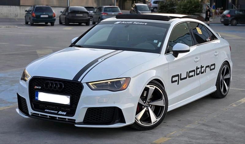 Weiß Gebraucht 2017 Audi RS3 Kleinwagen | 24.999 € - Bild 1/4