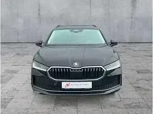 Gebraucht Skoda Superb 150 PS (110 kW) 2025 Schwarz (ebony schwarz metallic) Kombi