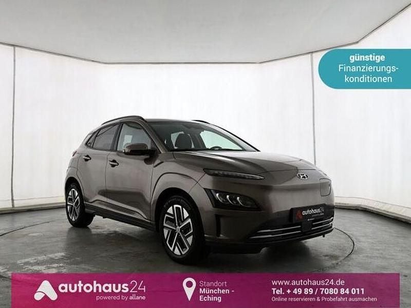 Braun Gebraucht 2023 Hyundai Kona Trend SUV | 19.550 € (Guter Preis) - Bild 1/4