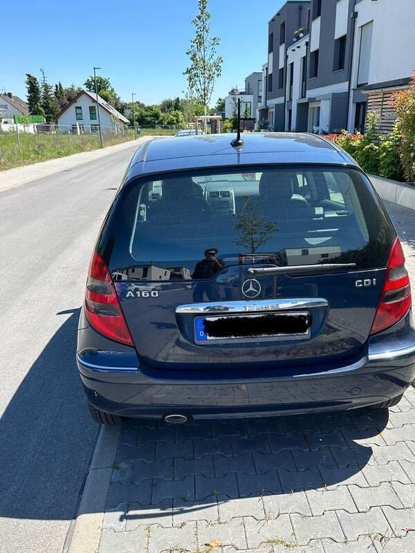 Blau Gebraucht 2007 Mercedes A160 Classic Van / Kleinbus | 790 € - Bild 1/4