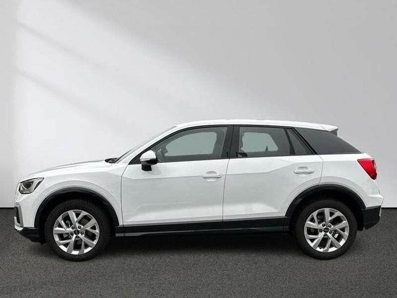 Gebraucht Audi Q2 Advanced Plus 150 PS (110 kW) 2024 Arkonaweiß SUV