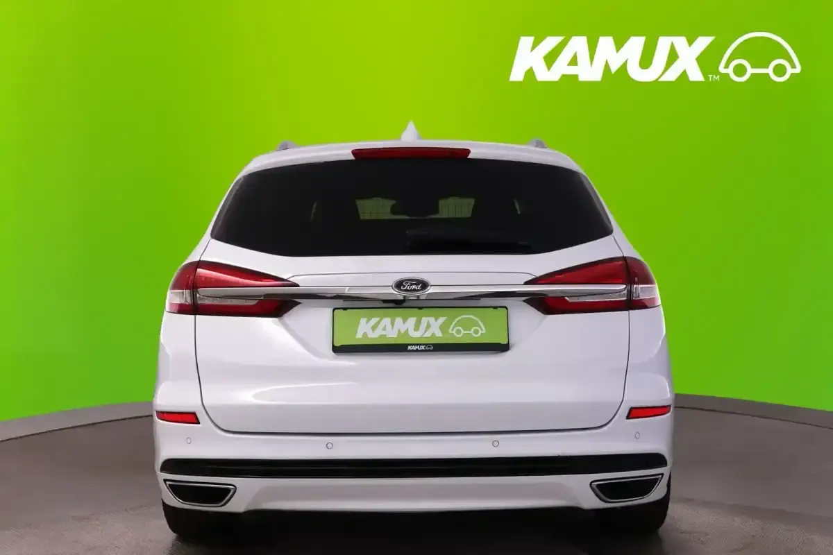 Usado Ford Mondeo 190 CV (139 kW) 2022 Blanco Familiar