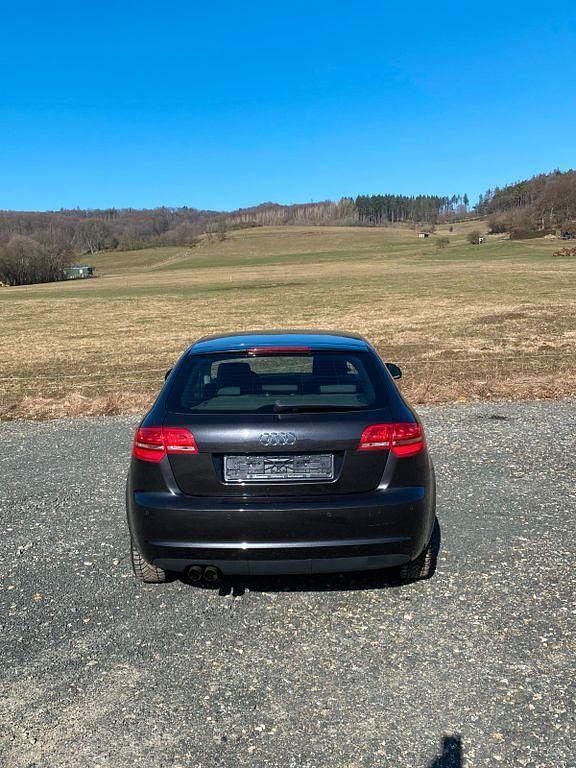 Gebraucht Audi A3 125 PS (91 kW) 2009 Grau Kleinwagen