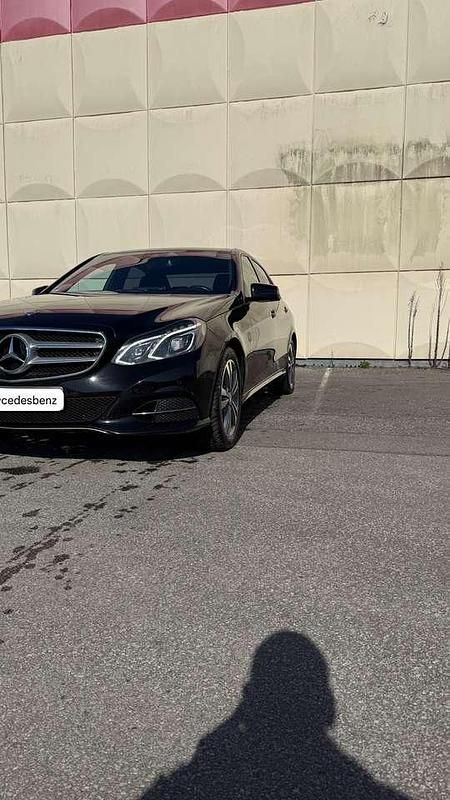 Gebraucht Mercedes E250 204 PS (150 kW) 2017 Schwarz Limousine