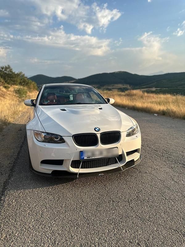 Weiß Gebraucht 2009 BMW M3 Coupé | 33.000 € (Fairer Preis) - Bild 1/4