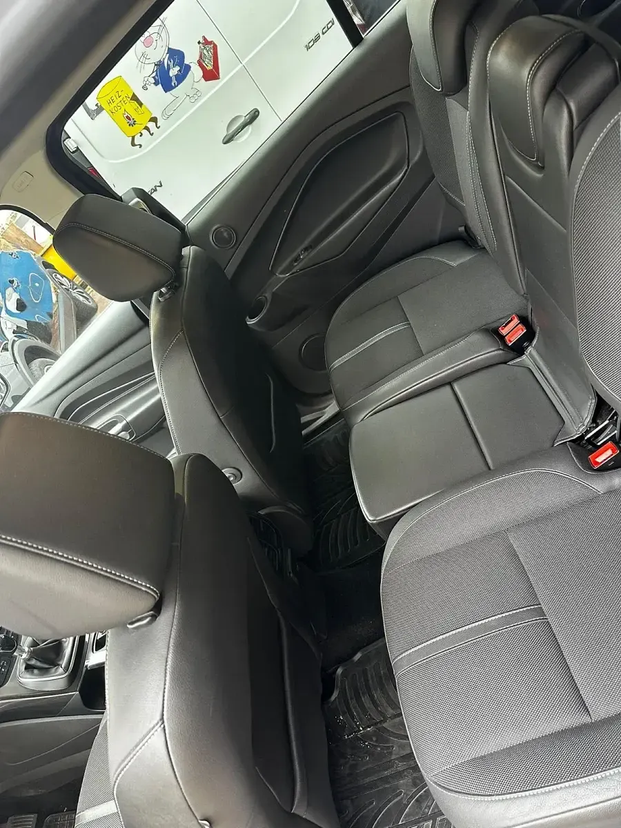 Gebraucht Ford Grand C-Max Titanium 150 PS (110 kW) 2017 Blau Van / Kleinbus