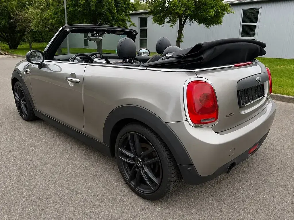 Gebraucht Mini One Cabriolet 102 PS (75 kW) 2016 Silber Cabrio