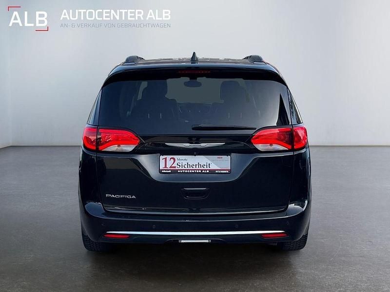 Gebraucht Chrysler Pacifica 291 PS (214 kW) 2016 Schwarz Van / Kleinbus