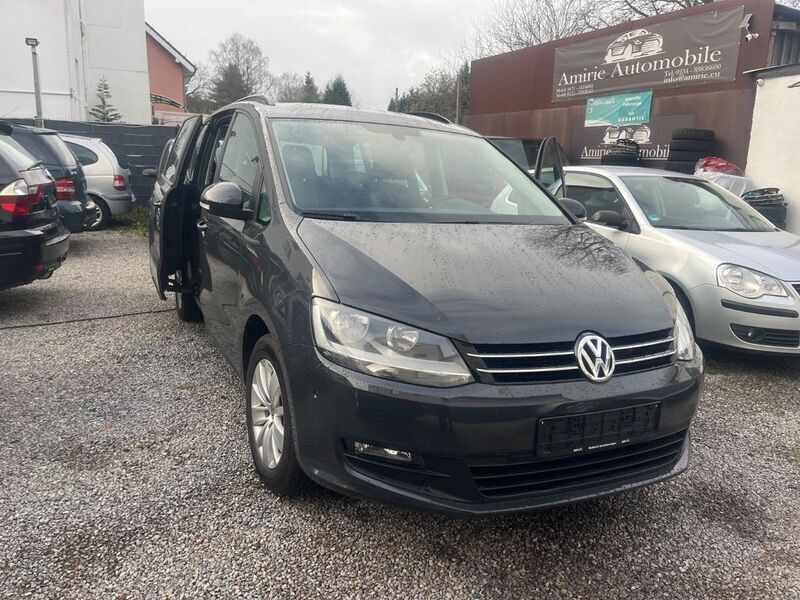 Grau Gebraucht 2011 VW Sharan Trendline Van / Kleinbus | 9.900 € (Etwas zu teuer) - Bild 1/4