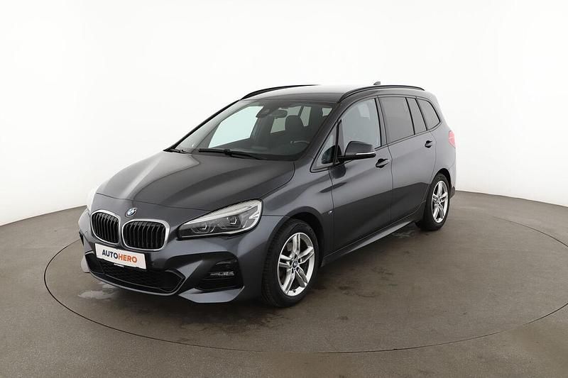 Grau Gebraucht 2021 BMW 218 Gran Tourer M Sport Van / Kleinbus | 23.950 € (Teuer) - Bild 1/3