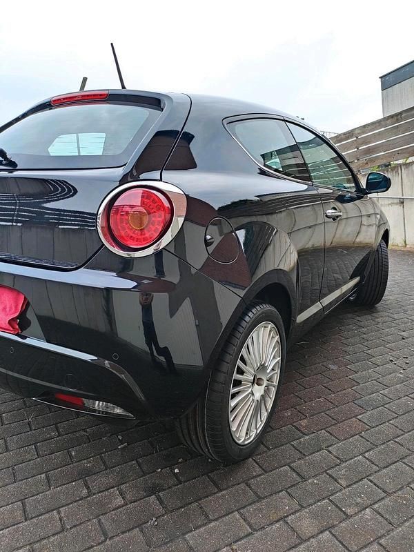 Gebraucht Alfa Romeo MiTo 95 PS (69 kW) 2009 Schwarz Kleinwagen