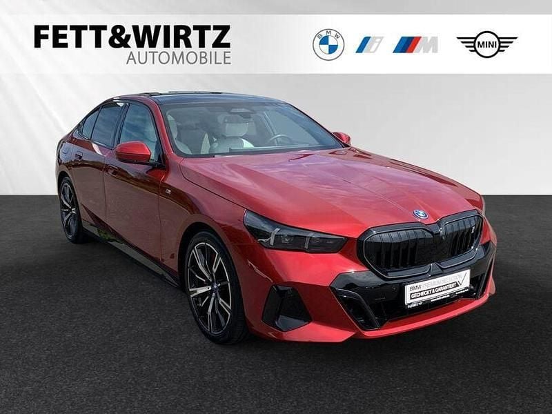Fire red metallic Gebraucht 2024 BMW i5 Performance Limousine | 57.500 € - Bild 1/3