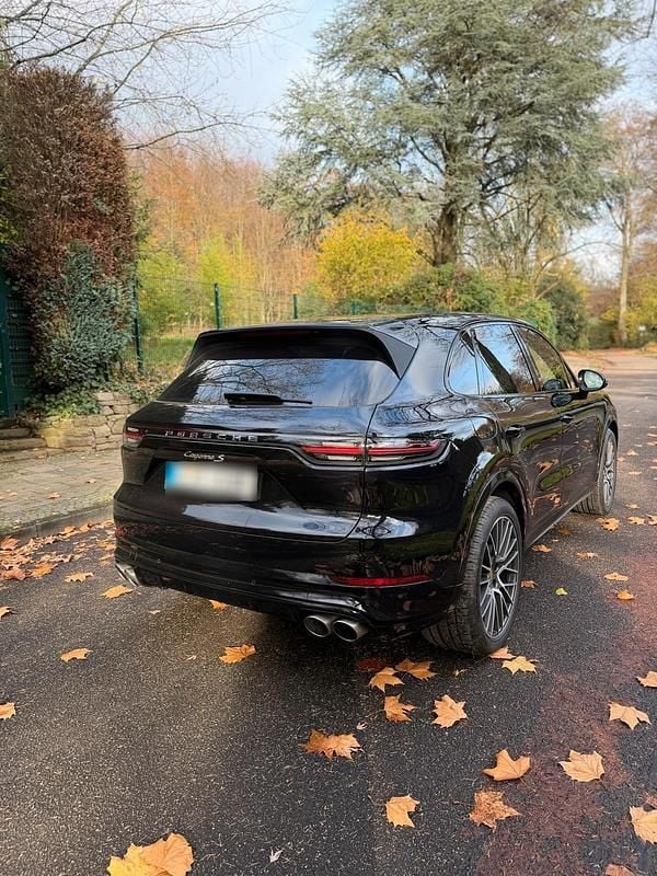 Gebraucht Porsche Cayenne S 440 PS (323 kW) 2018 Schwarz SUV